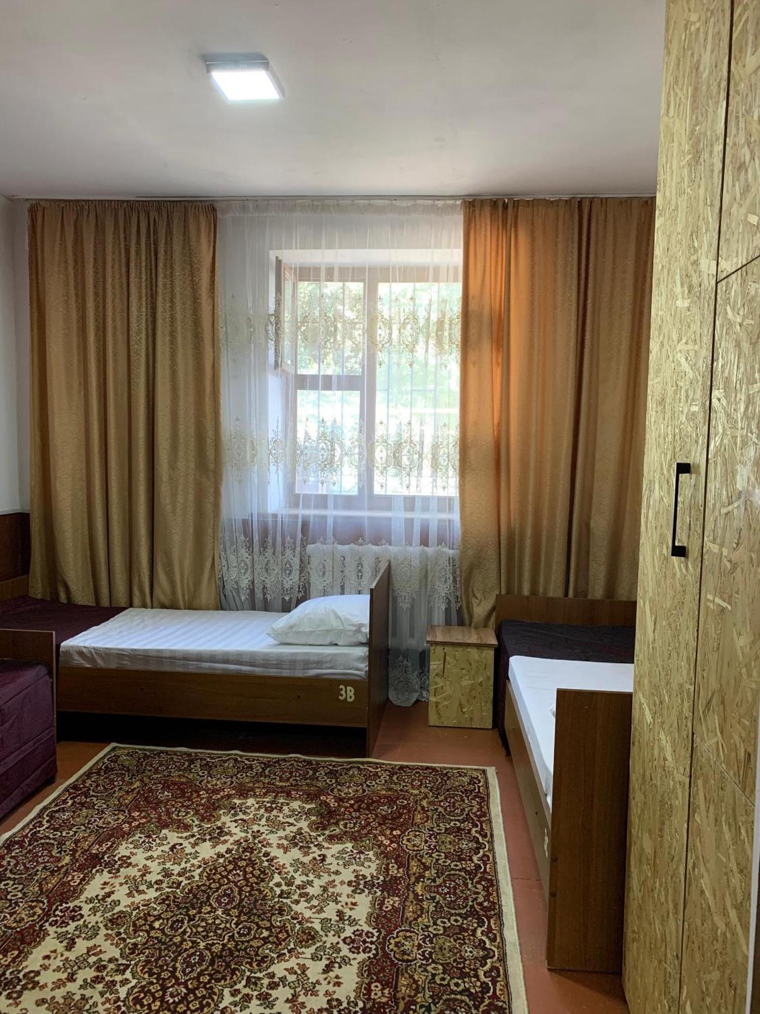Bozui Hostel Biškek Exteriér fotografie